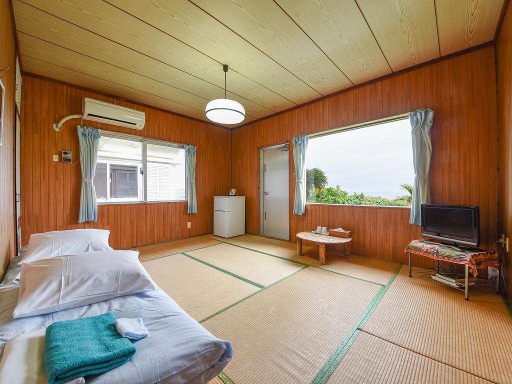 ホテル ペンション　星の砂 浦内 エクステリア 写真